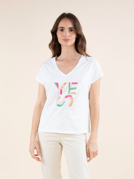 T-shirt message YES